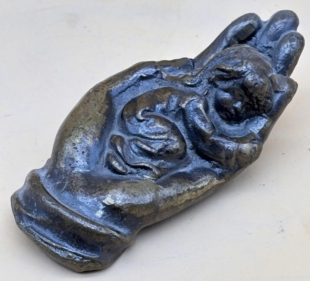 Bronze " Geborgenheit"
