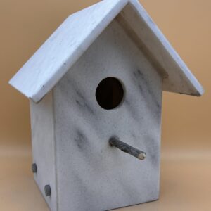 Naturstein Vogelhaus