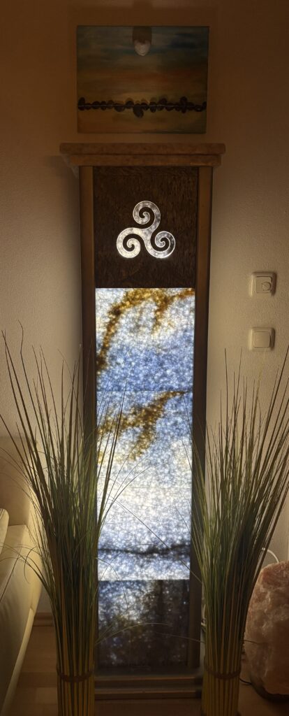 Marmor-Steh-Lampe